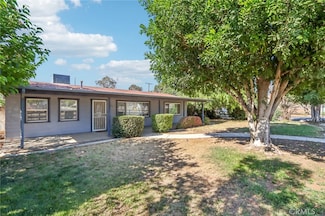 811 5th St, Norco, CA 92860