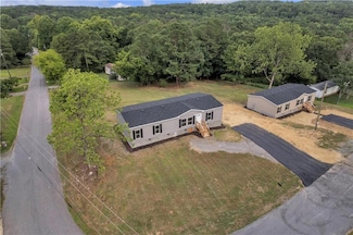 88 Spruce Ln SE, Cartersville, GA 30121