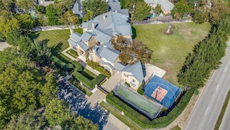 5233 Stonegate Rd, Dallas, TX 75209