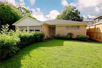 3311 Carnegie St, Houston, TX 77005