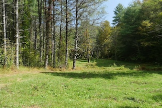 846 Peacock Dr, Hillsville, VA 24343