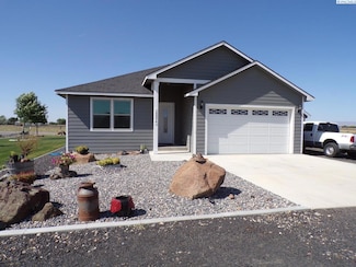 166214 W Johnson Rd, Prosser, WA 99350