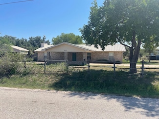 600 Texas Ave, Kingsland, TX 78639