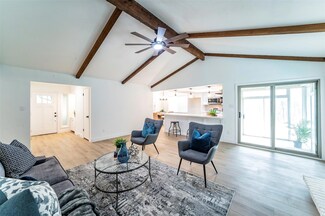 304 Rhineland Rd, Benbrook, TX 76126