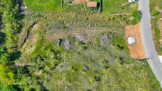 296 E Ridge Ln, Niederwald, TX 78640