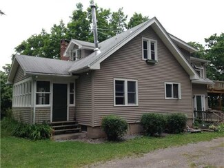 7420 Chili Riga Center Rd, Churchville, NY 14428