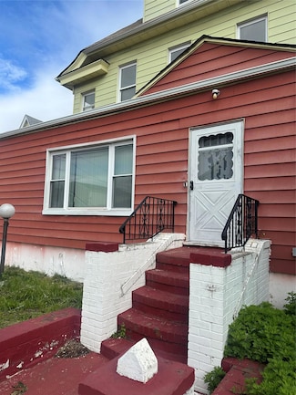 17447 125th Ave, Jamaica, NY 11434