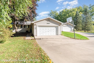 3601 W Huckleberry Trail, Farwell, MI 48622