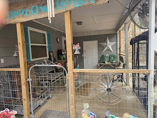 1702 E Spring Dr, Horseshoe Bend, AR 72512