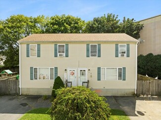 10 Beach St, Fall River, MA 02721
