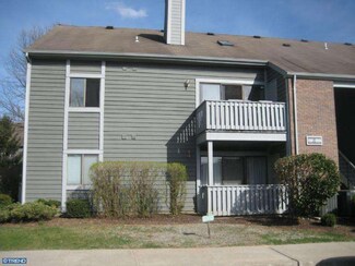 8902 Tamarron Dr, Plainsboro, NJ 08536