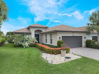7139 Prudencia Dr, Lake Worth, FL 33463