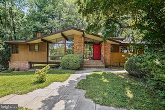 709 Springloch Rd, Silver Spring, MD 20904