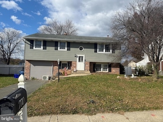 770 Mimosa Ln, Reading, PA 19606