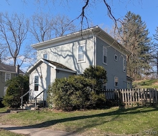 51 Warren St, Tully, NY 13159
