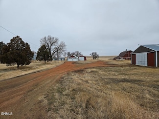 7745 26th St SW, Hebron, ND 58638