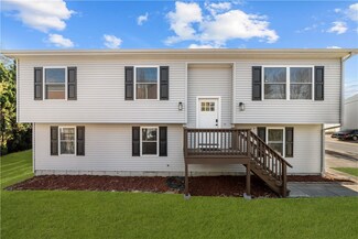 6 Annanias Ave, Westerly, RI 02891