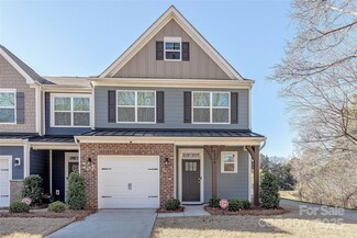 6806 Harris Bay Rd, Charlotte, NC 28269