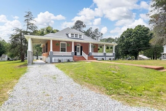 2301 Lee Ave, Victoria, VA 23974