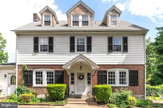 139 Township Line Rd, Jenkintown, PA 19046