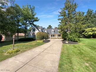2154 Ridgebury Dr, Painesville, OH 44077
