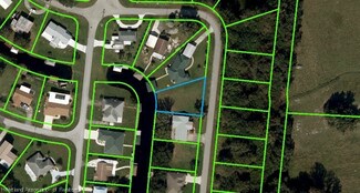 3323 Country Lake Dr, Sebring, FL 33876