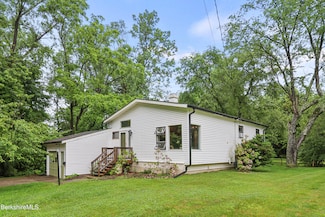 72 Cleveland St, Pittsfield, MA 01201