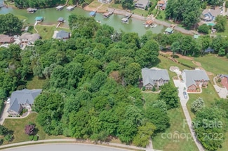 227 Corona Cir Unit 19, Mooresville, NC 28117