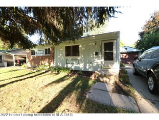 3519 Kendalwood Dr, Lansing, MI 48911