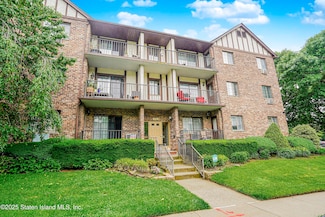 170 Devon Loop Unit 3, Staten Island, NY 10314