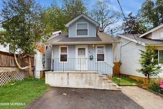 811 Shore Concourse, Keyport, NJ 07735