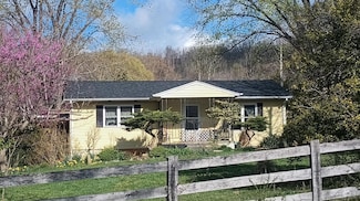 983 Williamstown Rd, Shipman, VA 22971