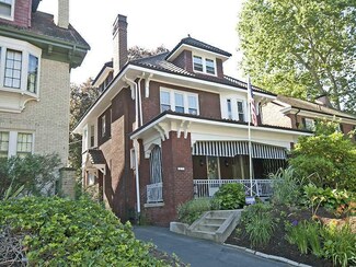 912 N Highland Ave, Pittsburgh, PA 15206