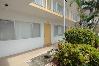 3120 Lake Osborne Dr Unit 110, Lake Worth, FL 33461