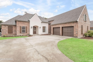 108 Queen of Peace Dr, Lafayette, LA 70508