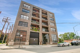 809 E 40th St Unit 4-4, Chicago, IL 60653