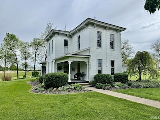 12801 E Edgewater Rd, Albany, IN 47320