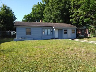 303 Normandy St, Lakeland, FL 33805