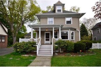 18 Tarleton Rd, Newton Center, MA 02459