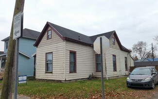 221 W 11th St, Connersville, IN 47331