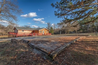 27010 Stoddard Dr, Laquey, MO 65534