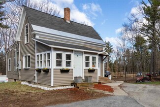 9 Heath St, Newton, NH 03858