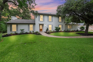 3613 Sunnybrook Ln, Bryan, TX 77802
