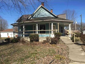 206 W Saline St, Carlisle, IN 47838