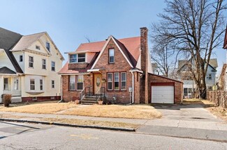 48 Wellington St, Springfield, MA 01109