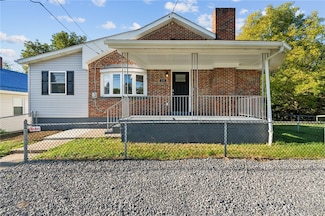 225 Shoaf St, Tarentum, PA 15084