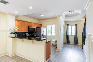 11647 NE 18th Dr Unit 11647, North Miami, FL 33181