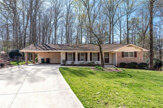 5836 Trailwoods Ct, Stone Mountain, GA 30087