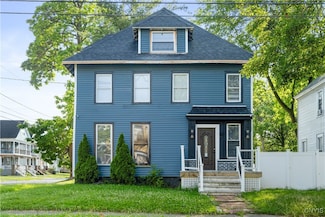 10 Grant St, Utica, NY 13501