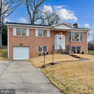 926 Venice Dr, Silver Spring, MD 20904